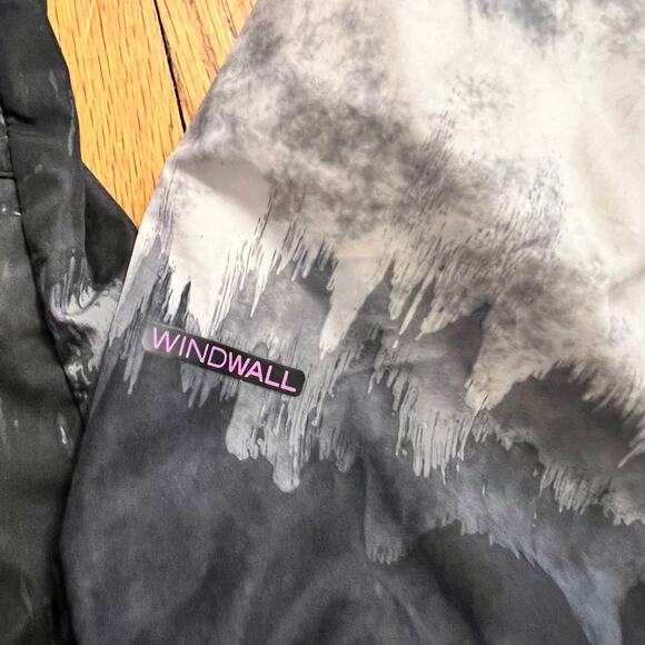 The North Face Windwall Jacket Womens Medium Black Gray Light Windbreaker - Picture 4 of 10